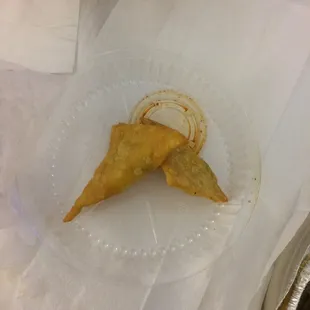 2 of my 8 crab rangoons for $4.95. So good!!!!