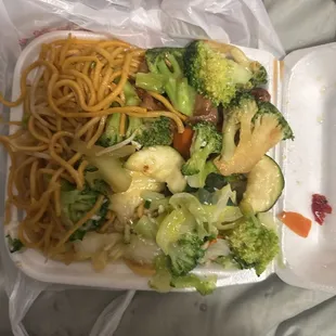 noodle dish, ramen and noodles, noodle soup, food, ramen, noodles