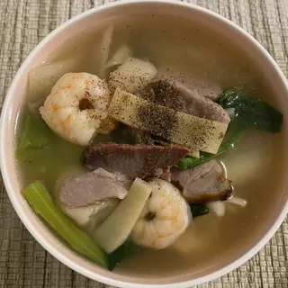 Wor Shrimp Won Ton Mein