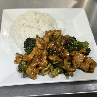 Chicken With Broccoli