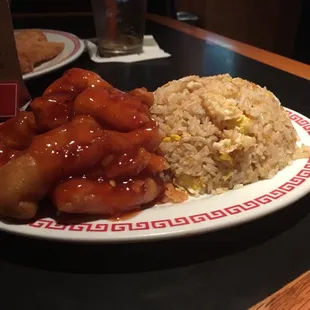 HH General Tso's Chicken ( amazing sauce)