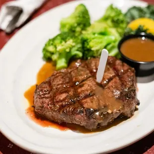 steak and broccoli