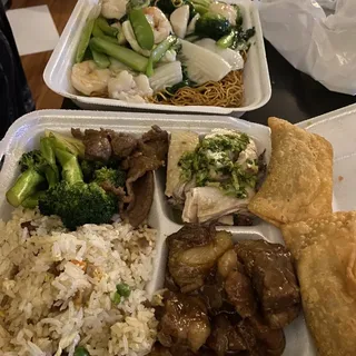 Seafood Pan Fried Noodle