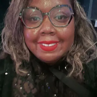 Julia B.