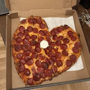 Heart-Shaped Pepperoni Pizza for Valentine&apos;s Day!