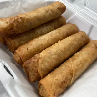 Delicious egg rolls