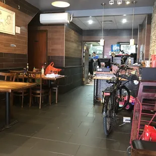 Is this a dining room or a garage?