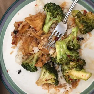 Tofu and broccoli w. Beetle