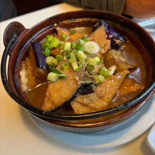 61. Mama&apos;s Claypot