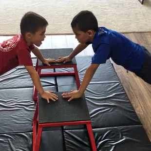 Baby Gymnastics Class: 3- 5 years