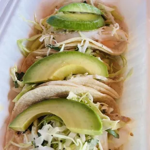 Grilled fish taco's muy delicioso