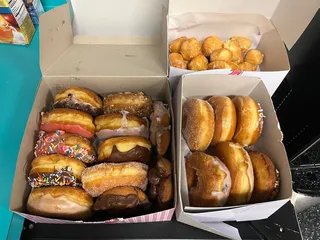 Happy Donuts