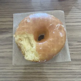 This glazed donut is really amazing. Would recommend this over any Krispy Kreme.
