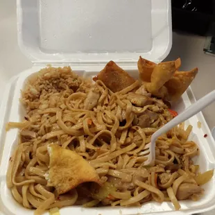 noodle soup, ramen, noodle dish, noodles, ramen and noodles, food