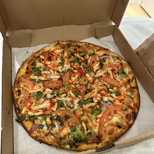 Medium 14" Chicken Tikka Masala Indian Pizza