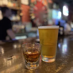 drink, oysters and mussels