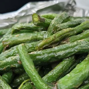 String beans in garlic sauce