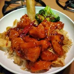 General Chow&apos;s Chicken  A+