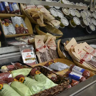 Golden Goose Market | In-Store and Delivery Service Quality Meats and Cheeses