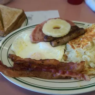 Time for the big breakfast special.  Lots of good food for a great price