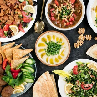 Hummus  Labneh Tabbouleh Garlic Sauce Falafel 6pcs