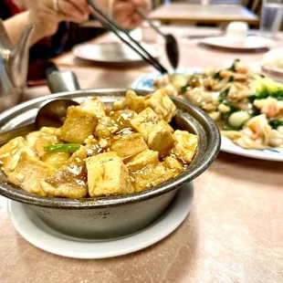 Fish tofu claypot
