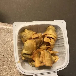 Fried wontons