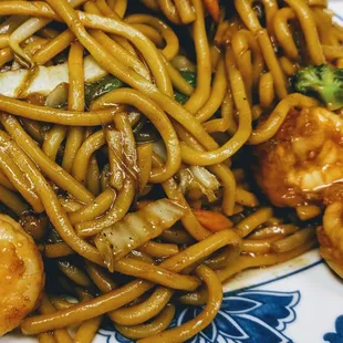 Shrimp Lomein