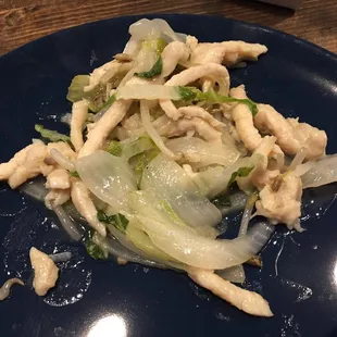 FYI. The chicken chow mein does not have noodles and has no flavor.