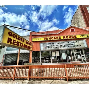 Golden House Restaurant &amp; Pancake House. 4744 N Broadway, Chicago, IL  Breakfast Lunch Brunch . UPTOWN Legend . Cool!