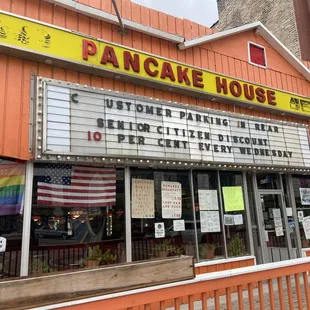 Patsey&apos;s pies from shameless