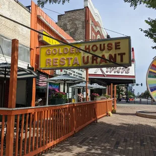 the entrance to the restaurant