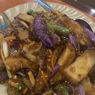 Egg Plant with Garlic Sauce*