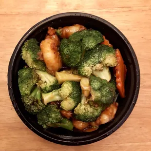 Shrimp and Broccoli. They give you plenty of jumbo shrimp (it&apos;s hidden under the broccoli).