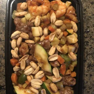 Kung Pao delight to go