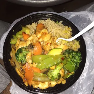 Chicken in garlic sauce