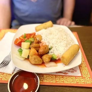 Sweet and Sour Chicken lunch combo