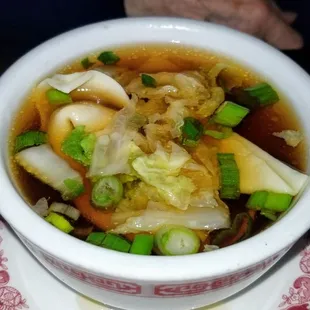 Delicious won ton soup