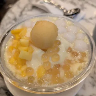 Mango Deluxe