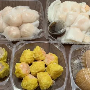 Shrimp Har Gow, Shrimp Siu Mai, Pork Siu Mai, Shrimp Rice Roll, Deep Fried Sesame Ball