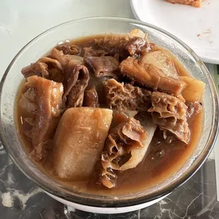 Beef stomach, intestine with raddish.