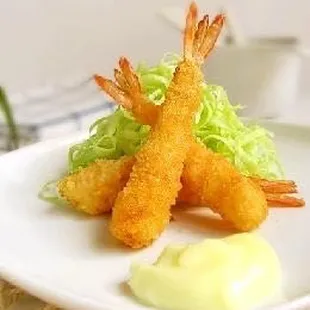 a plate of deep fried shrimp