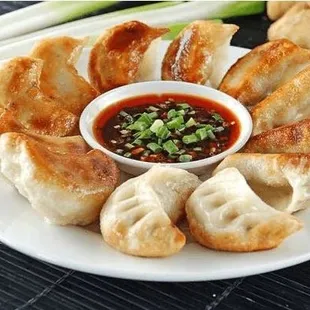 dumplings and dipping sauce