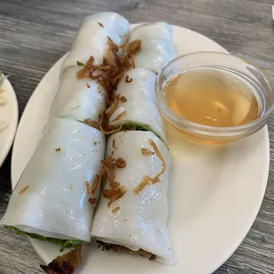 3. Banh Cuon Thit Nuong