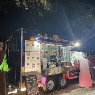 Golden Lotus Food Truck