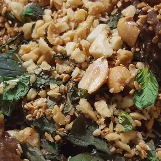 Sp4. Happy Tamarind / Bo Xao Me