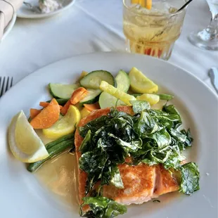 Maple glazed Salmon was outstanding. I'm on a Keto diet, so ordered extra veggies instead of the baked potato. Perfect!