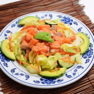 Avocado salmon salad