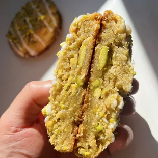 Vegan Coconut Pistachio Cookie