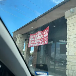 Owner with his false advertised poster not willing to honor it